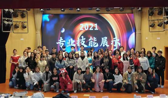 说明: D:/工作/活动/统一报销/专业技能展示/郭奕（专业技能展示照片）/微信图片_20211223222527.jpg